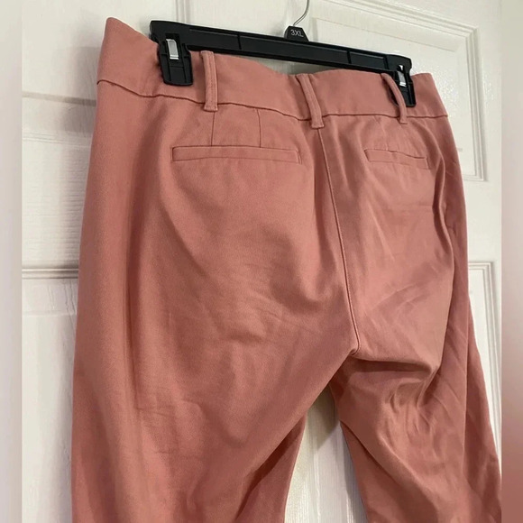Loft Outlet Coral Modern Chino Crop Undone Hem Pockets Pants Size 4 Flat Front - Picture 13 of 16